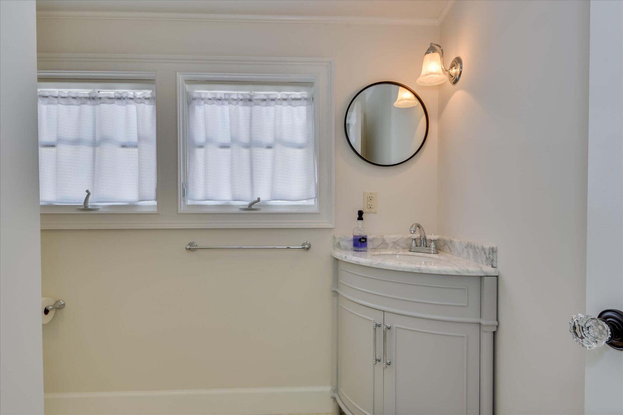 1595 River Island Parkway