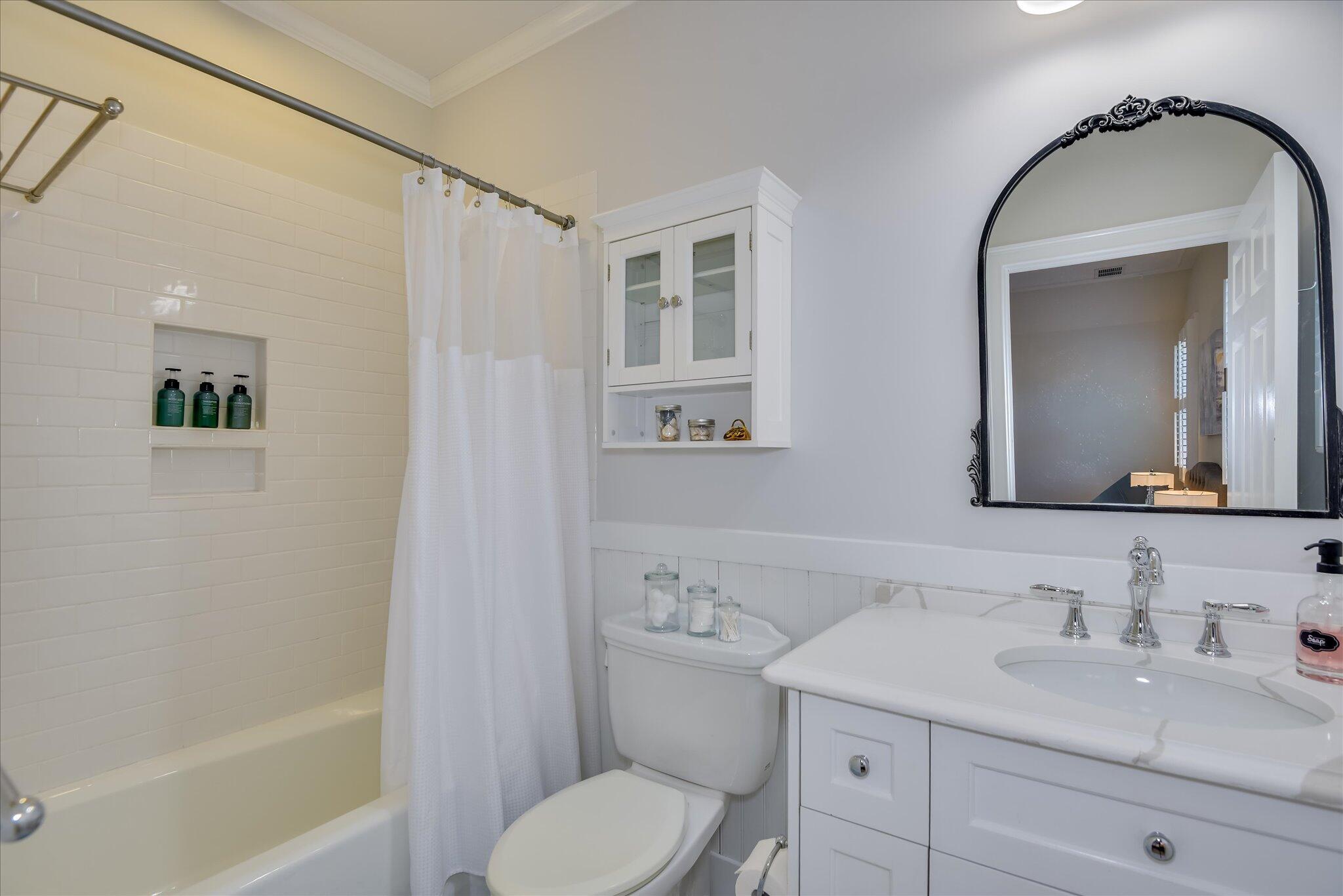 1595 River Island Parkway