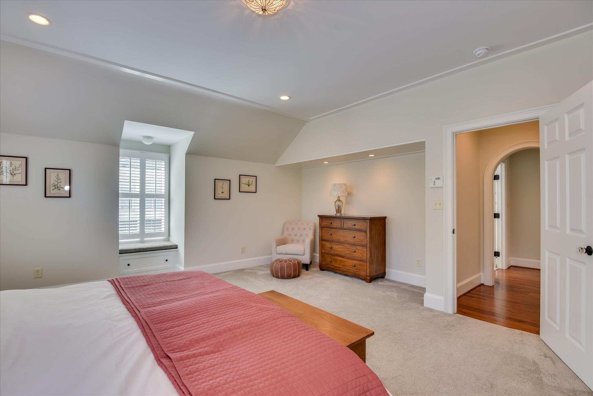 1595 River Island Parkway