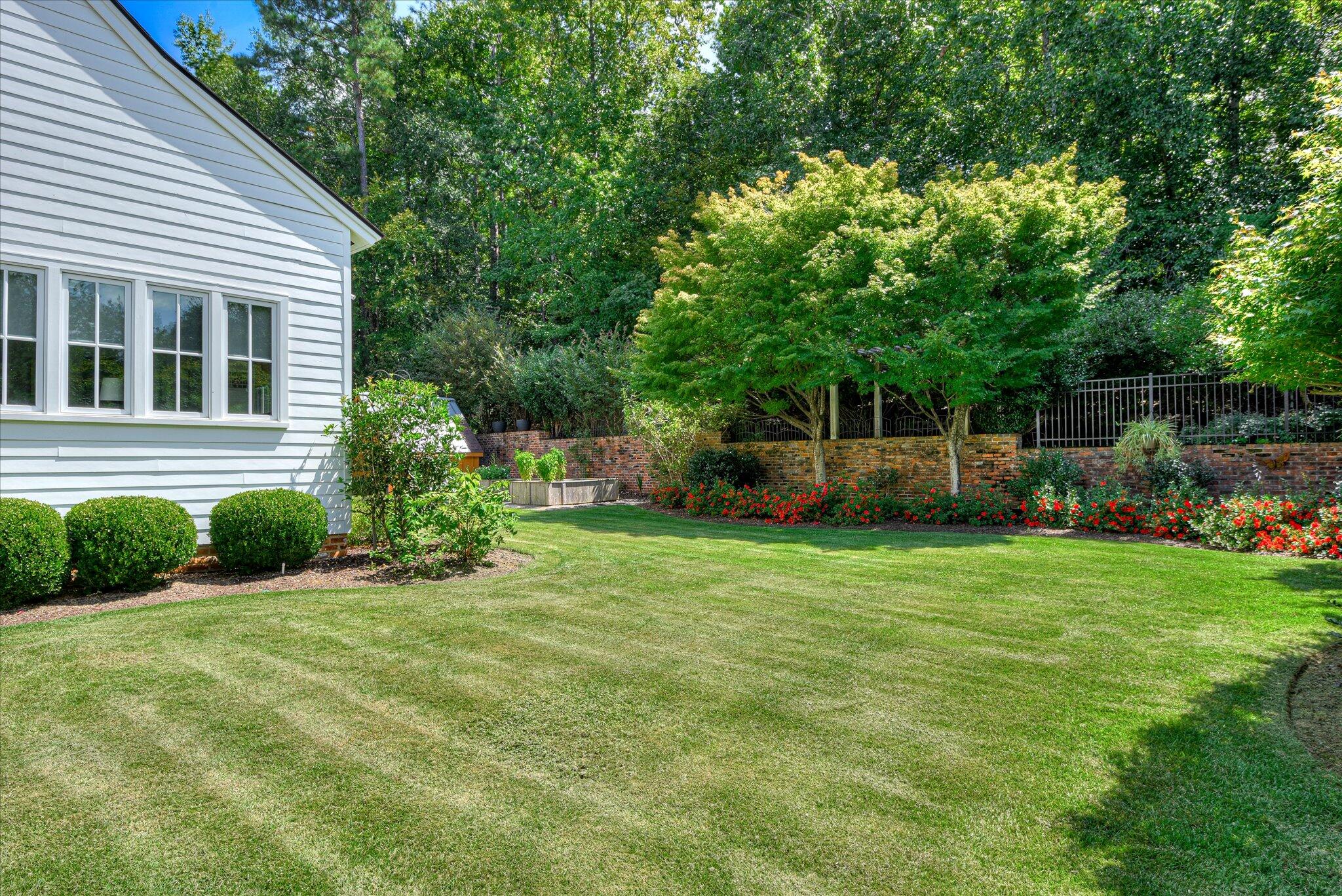 1595 River Island Parkway