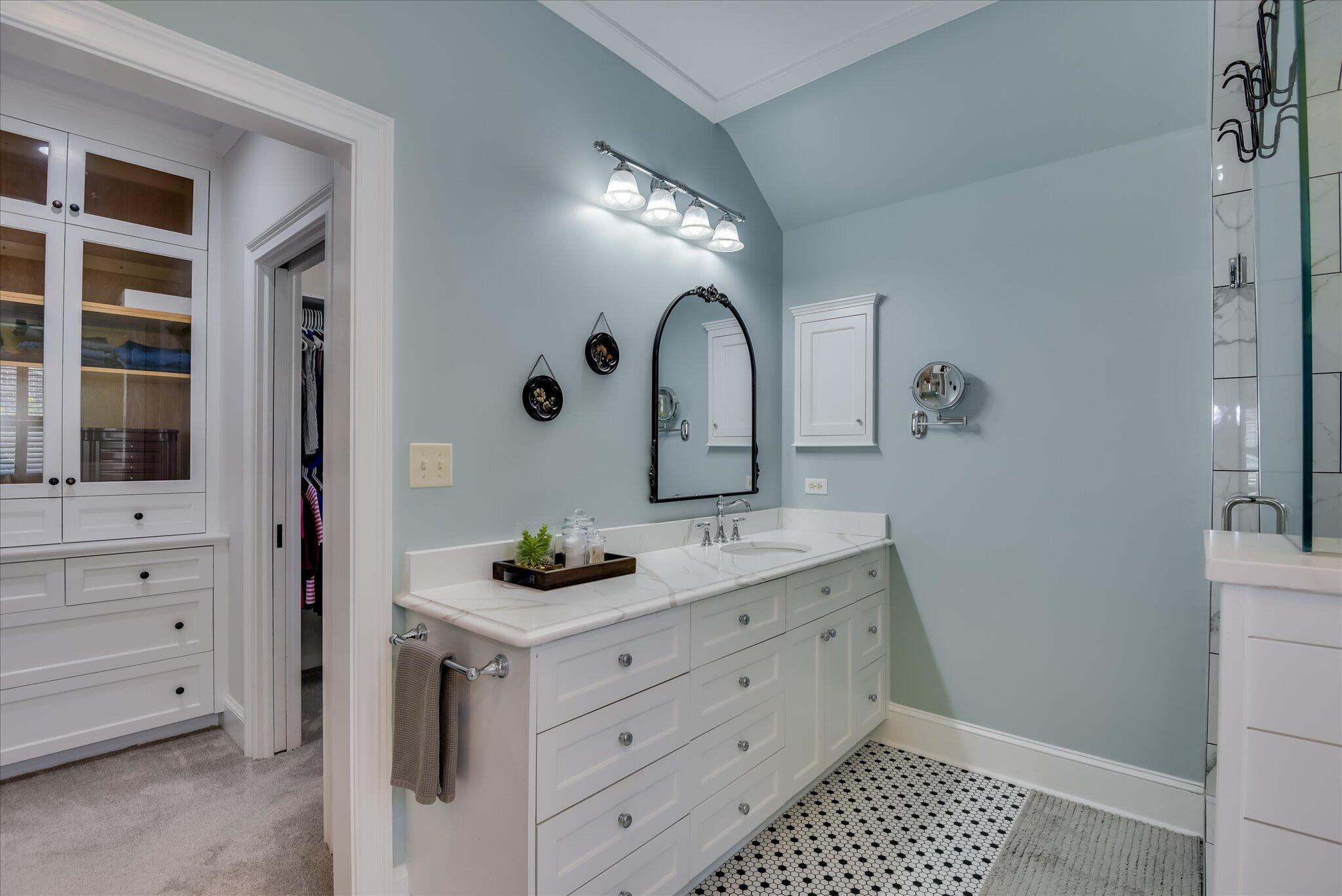 1595 River Island Parkway