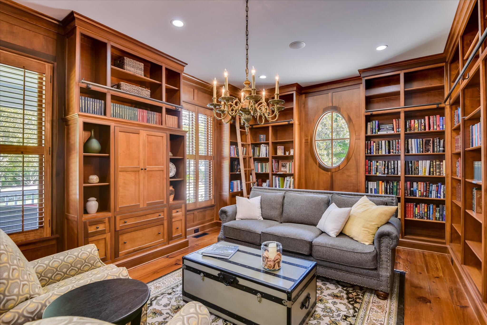 1595 River Island Parkway