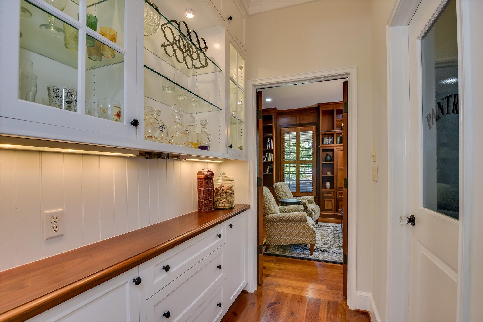 1595 River Island Parkway