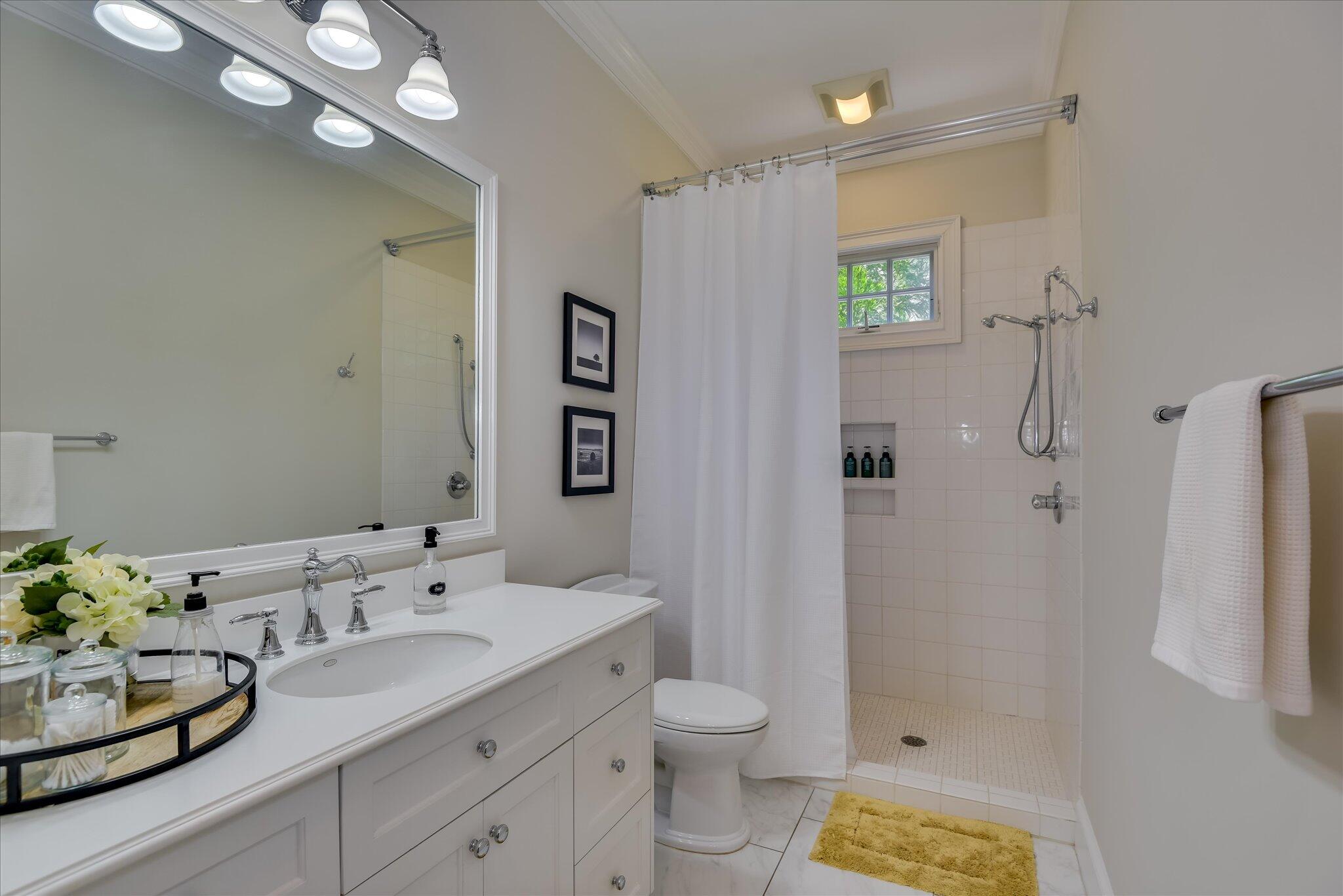 1595 River Island Parkway