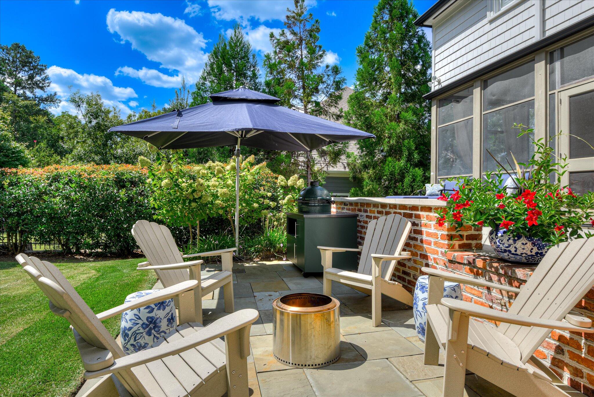 1595 River Island Parkway