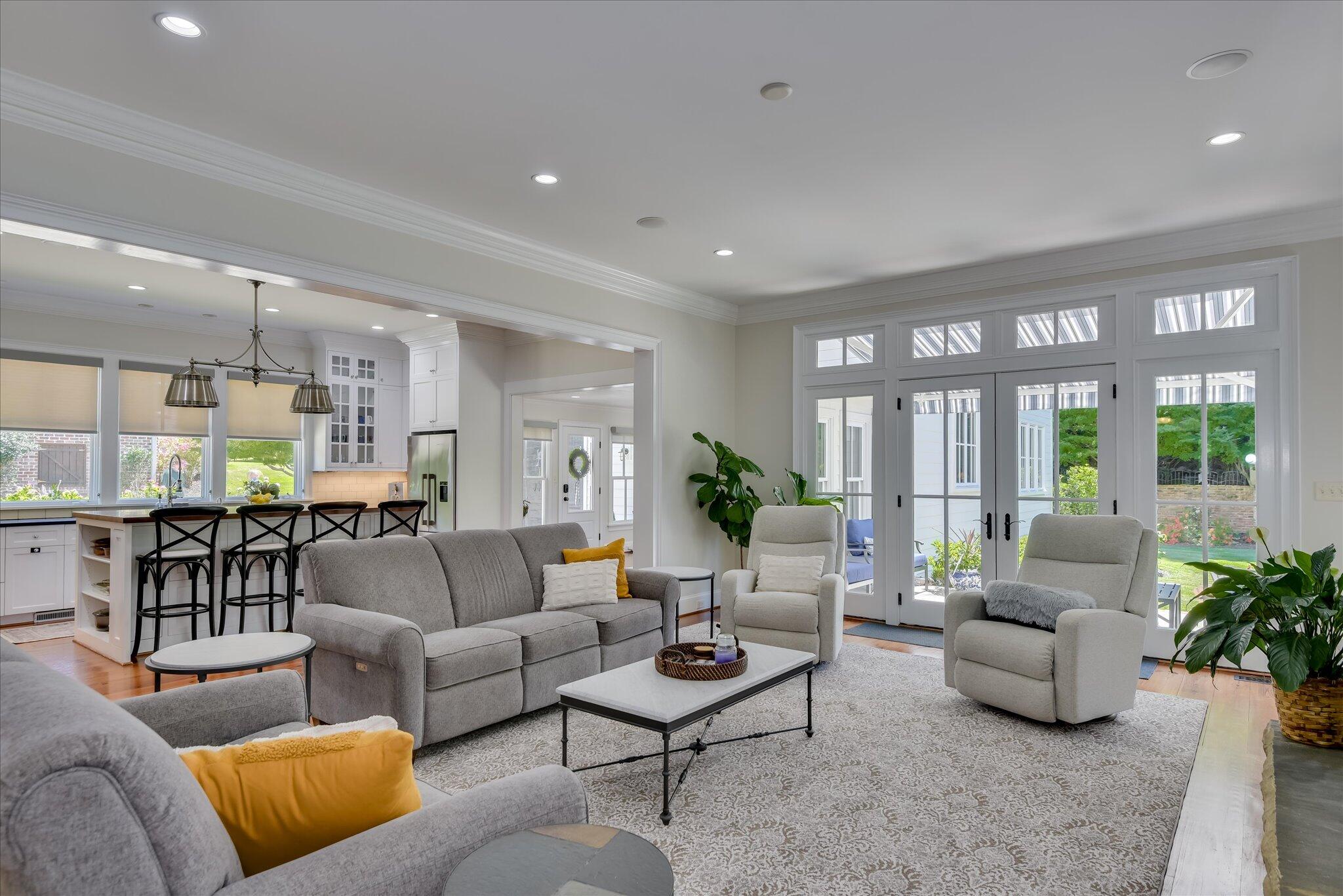 1595 River Island Parkway