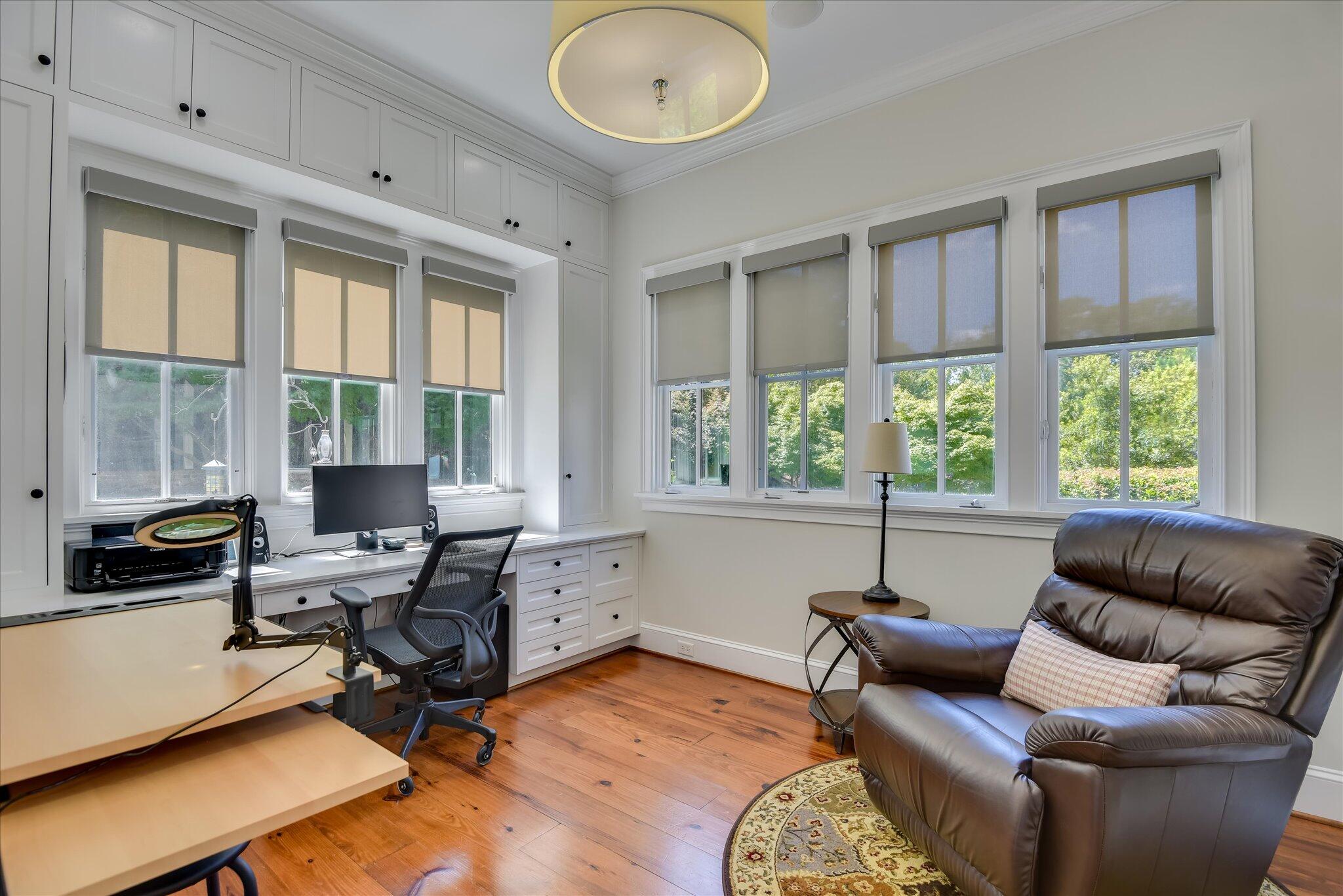 1595 River Island Parkway