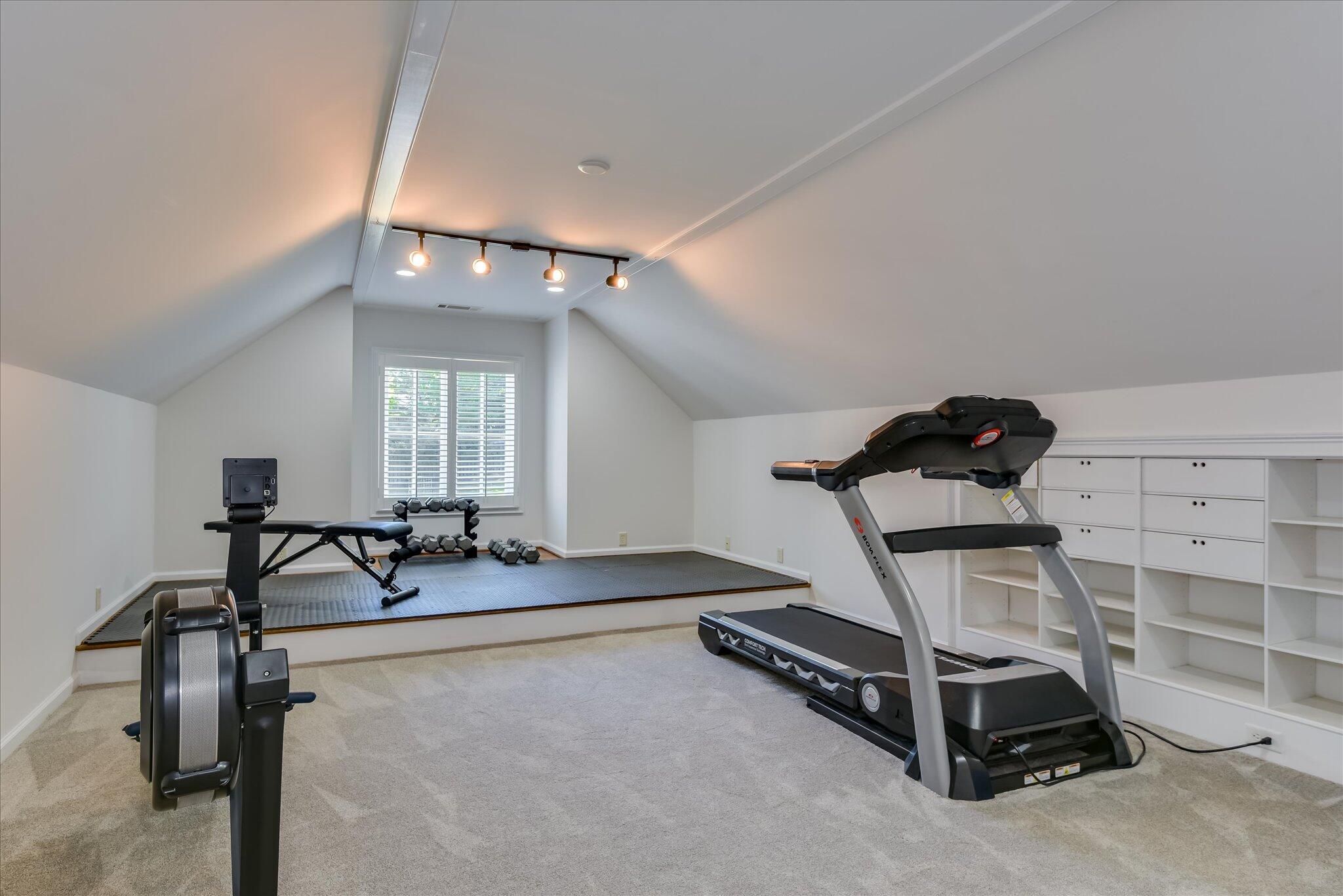 1595 River Island Parkway