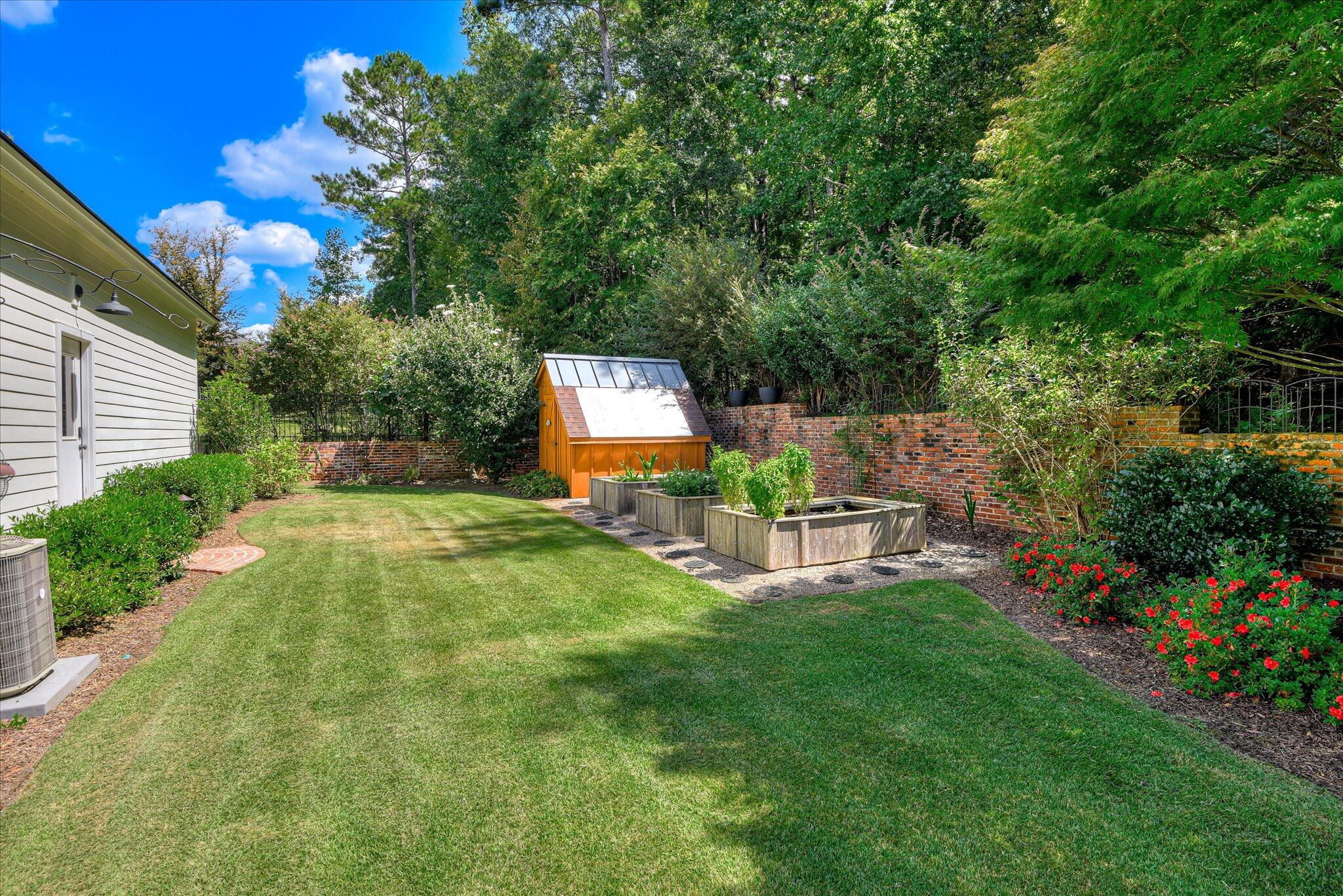 1595 River Island Parkway