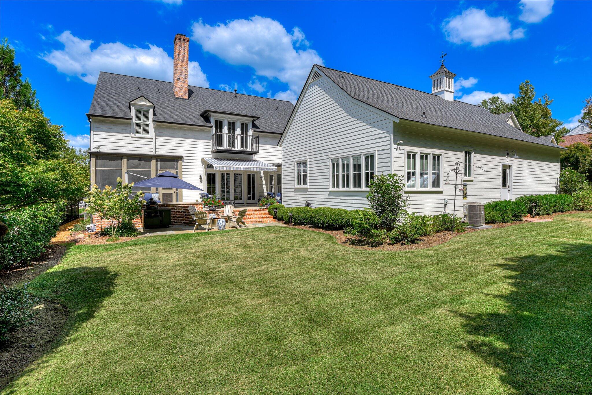 1595 River Island Parkway