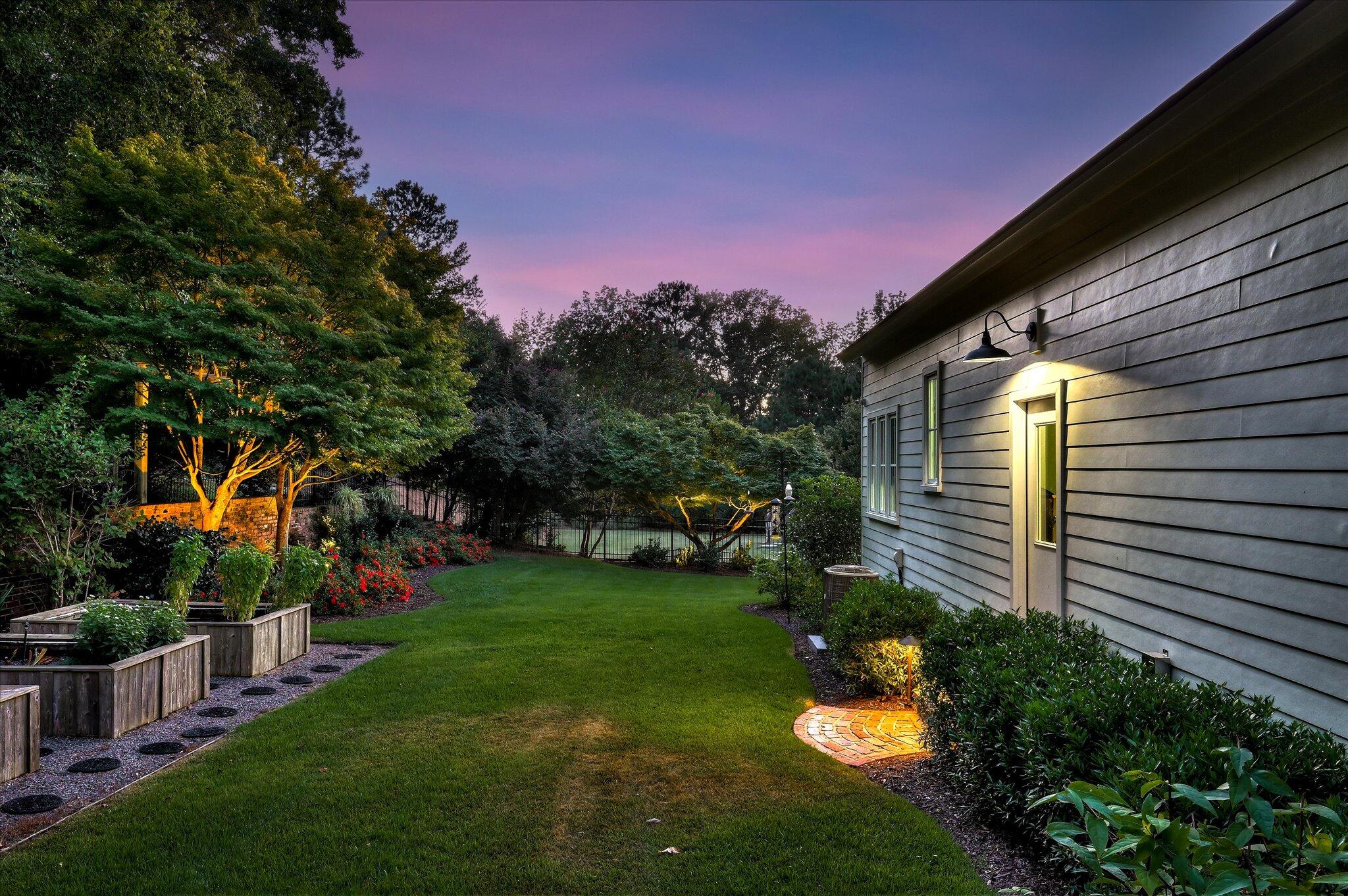 1595 River Island Parkway