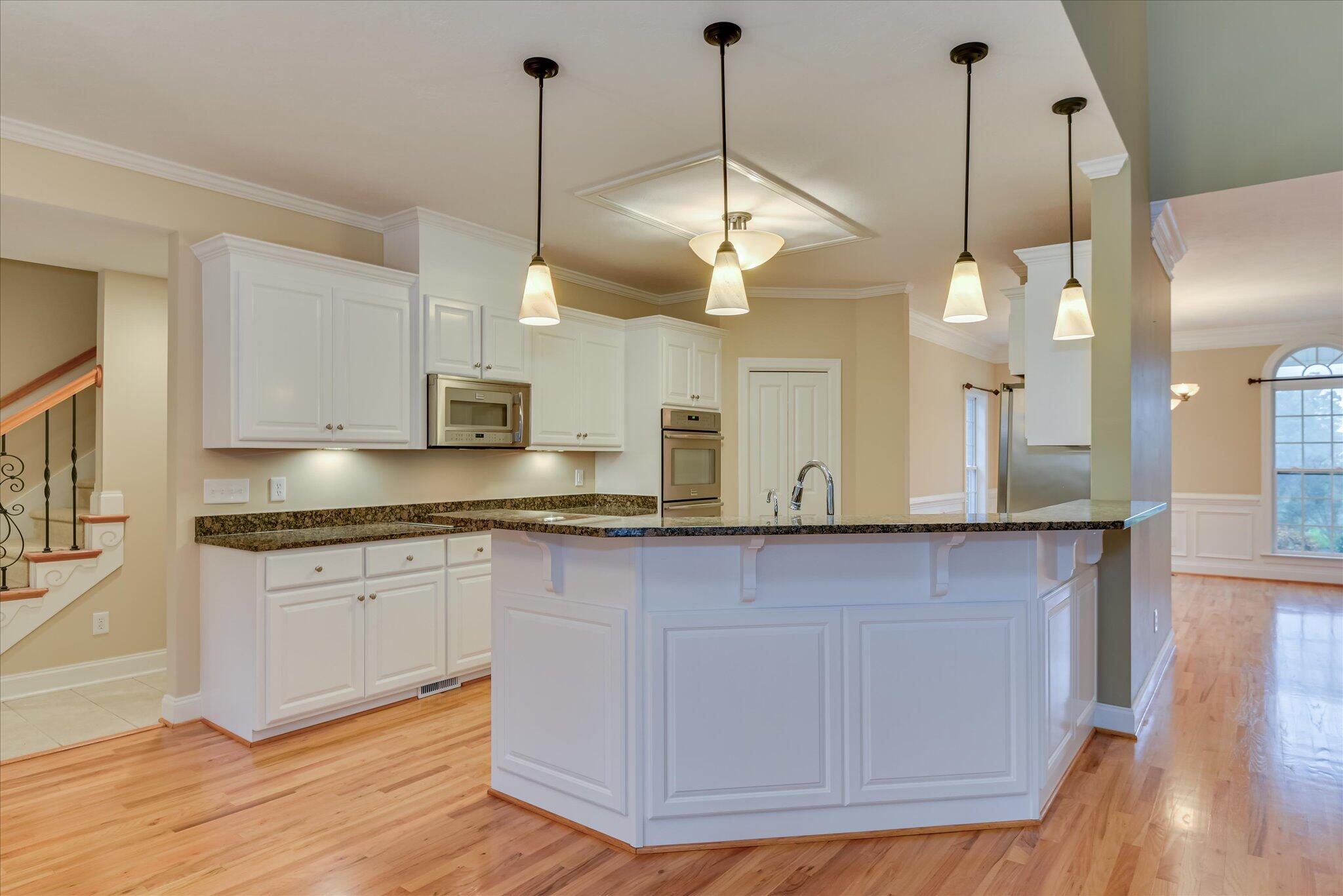 1459 Knob Hill Circle
