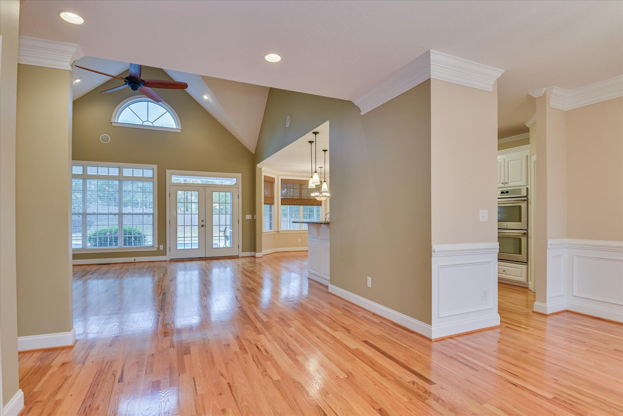 1459 Knob Hill Circle