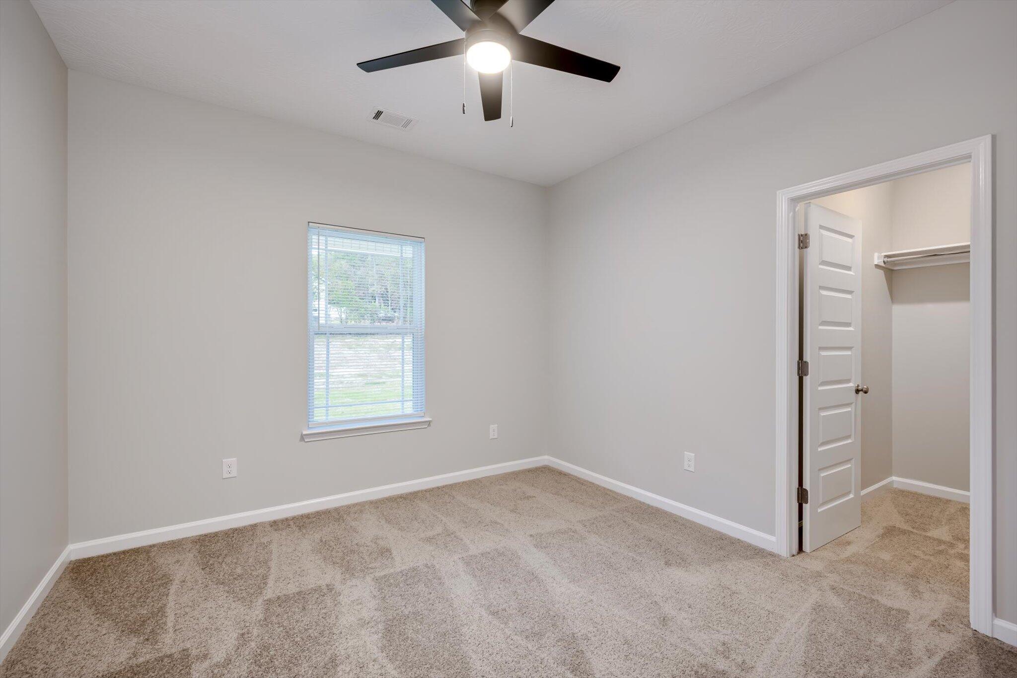 2527 Meadowbrook Drive