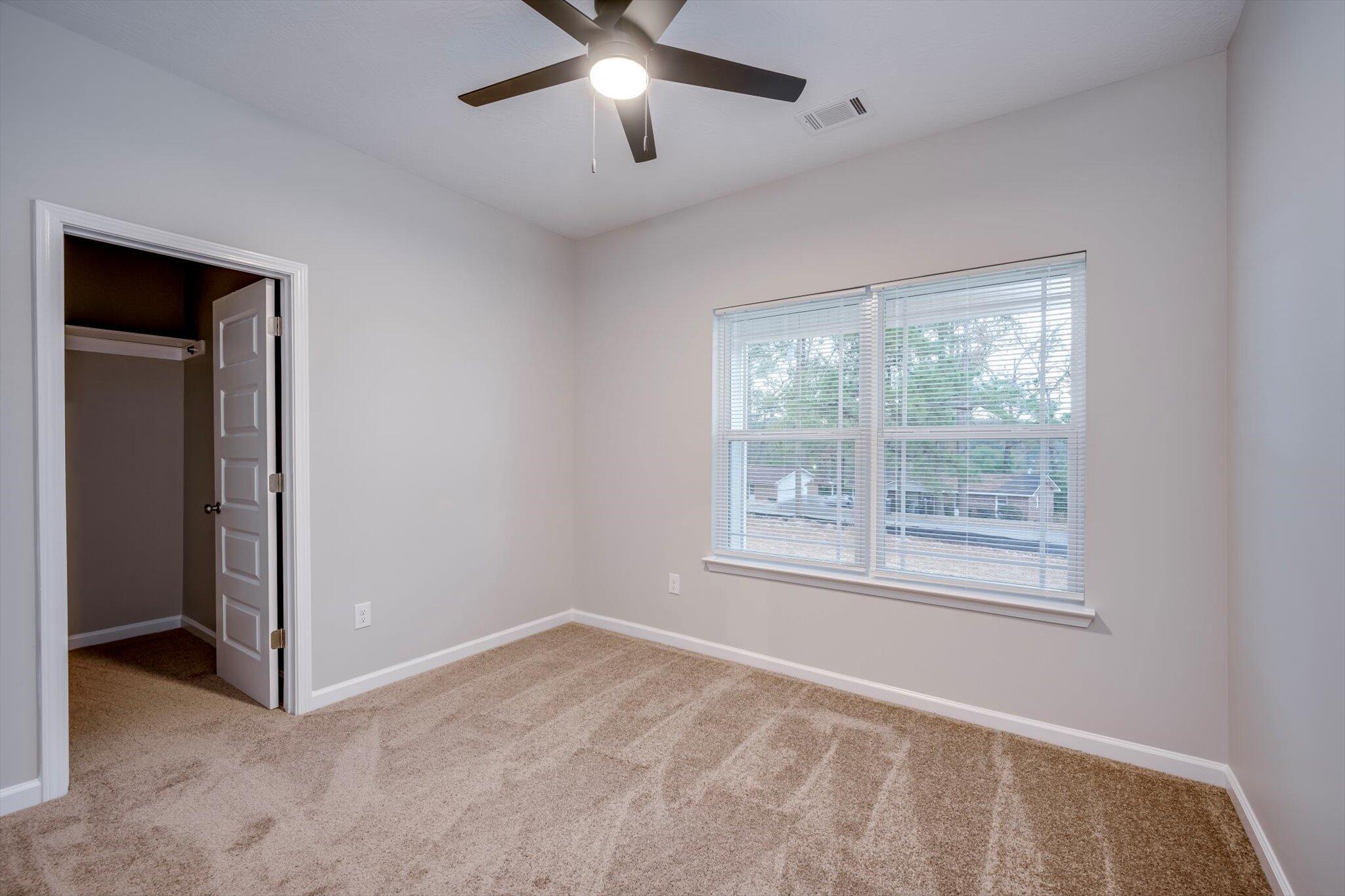 2527 Meadowbrook Drive