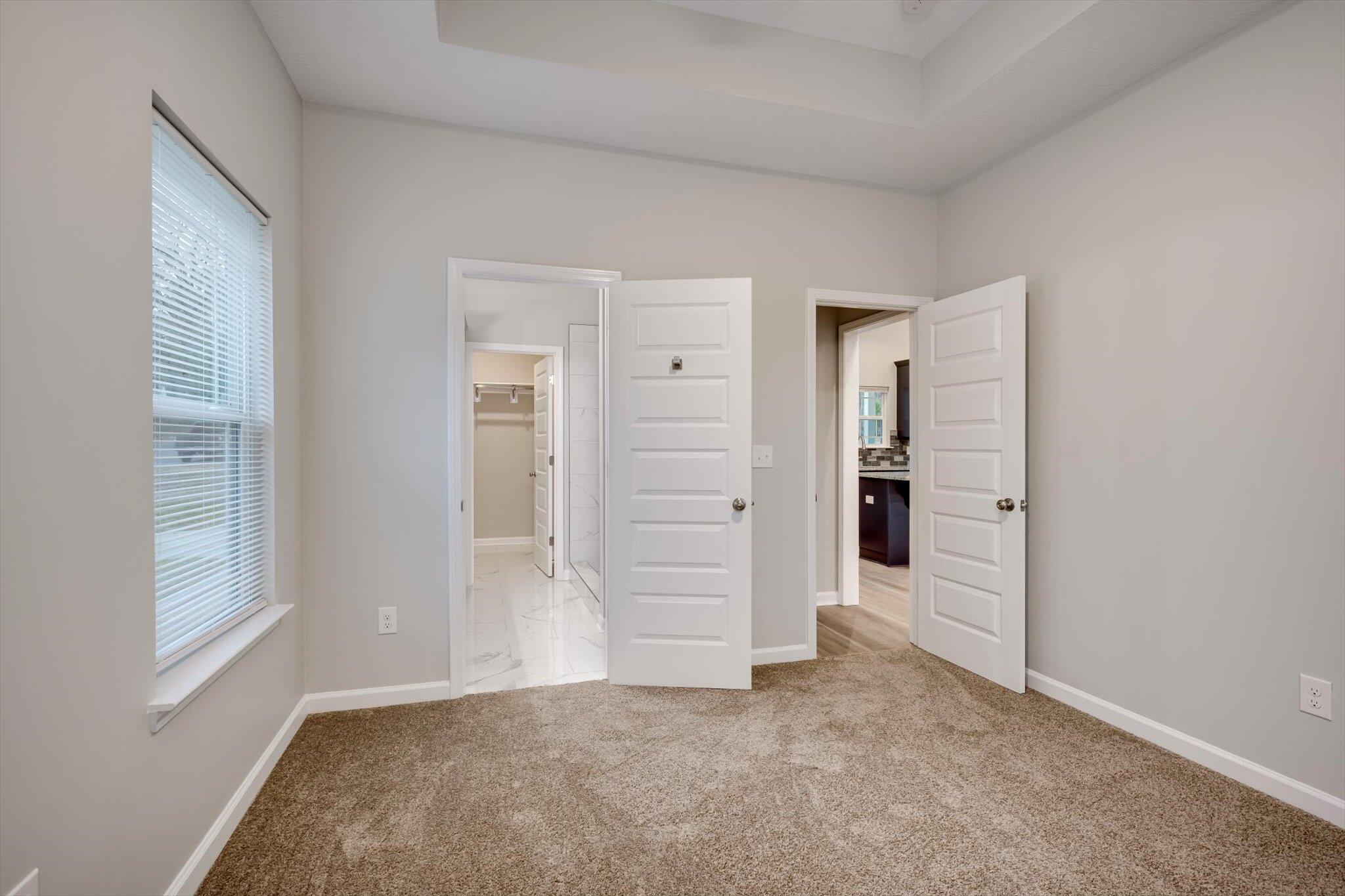 2527 Meadowbrook Drive