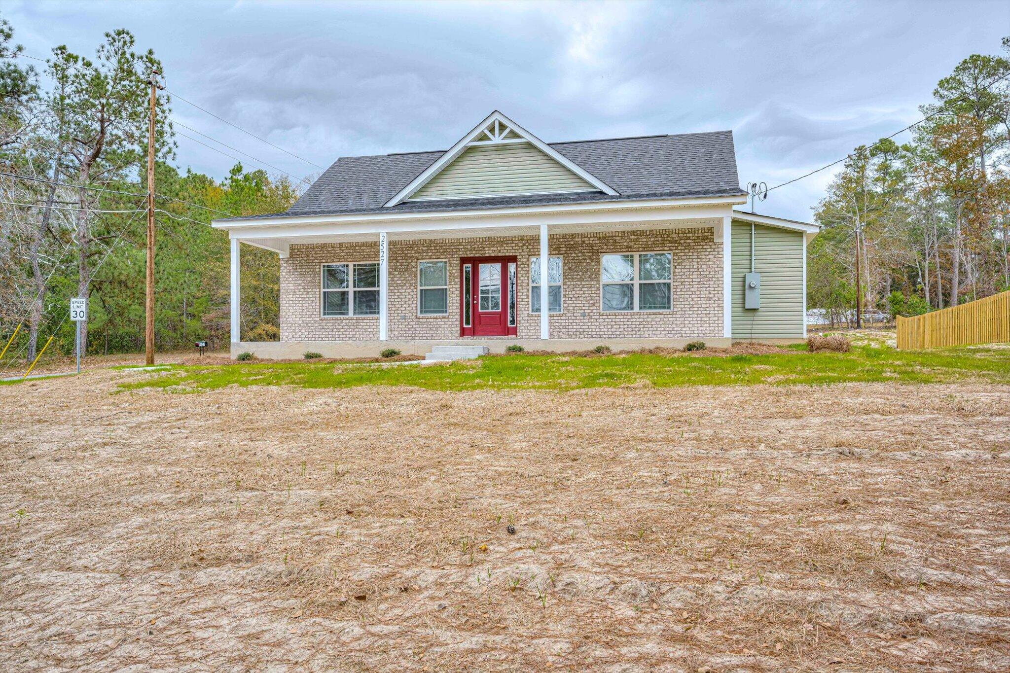2527 Meadowbrook Drive