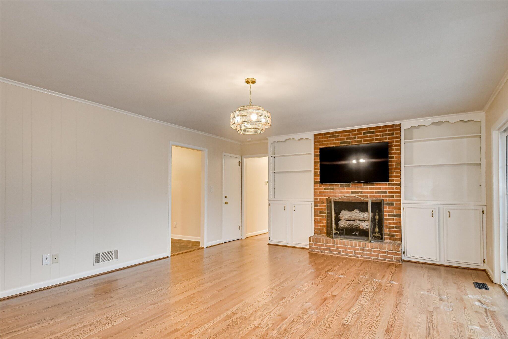 2225 Morningside Drive