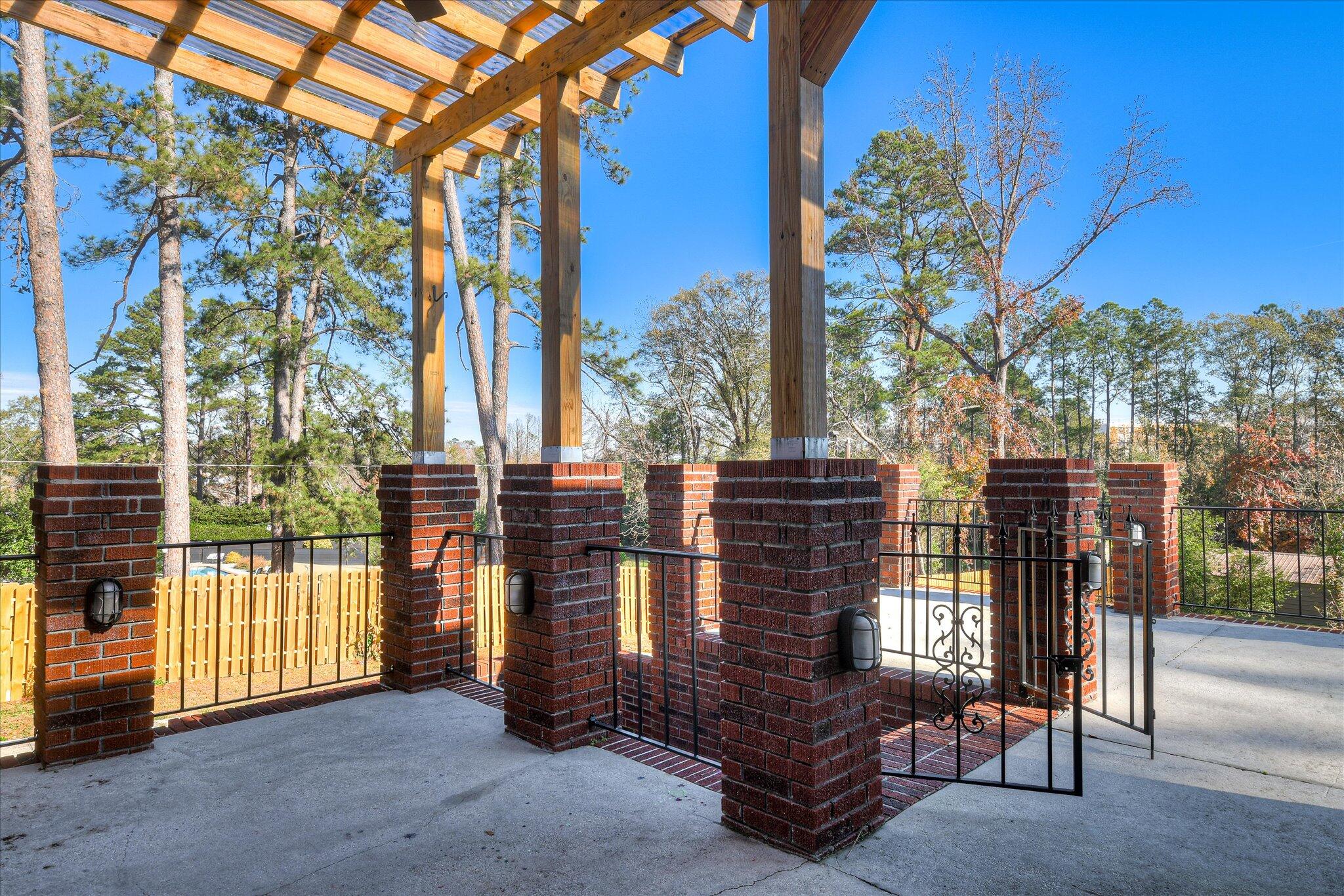 2225 Morningside Drive