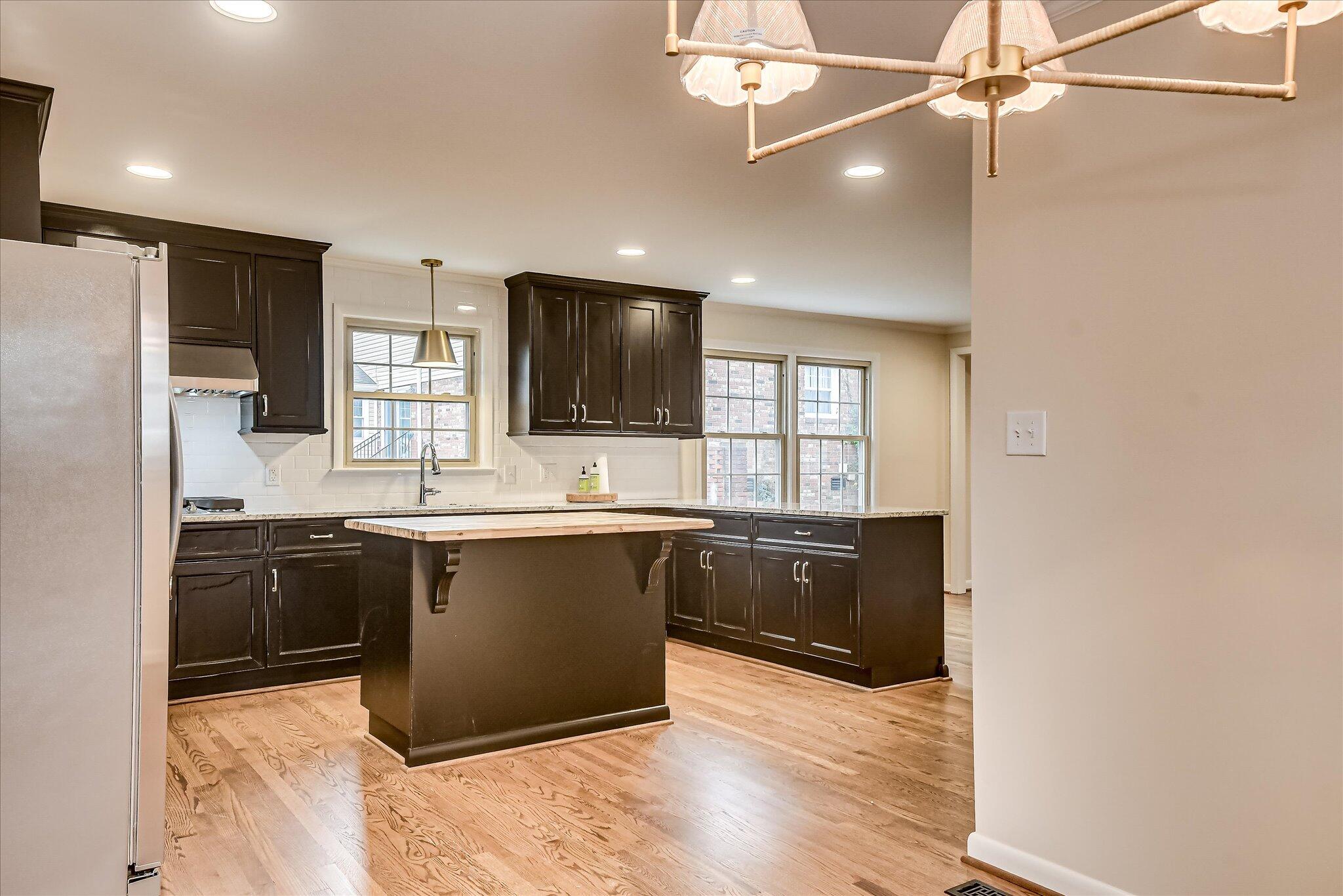 2225 Morningside Drive