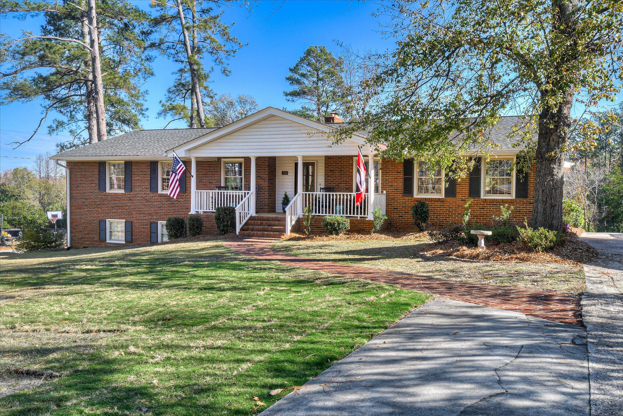 2225 Morningside Drive