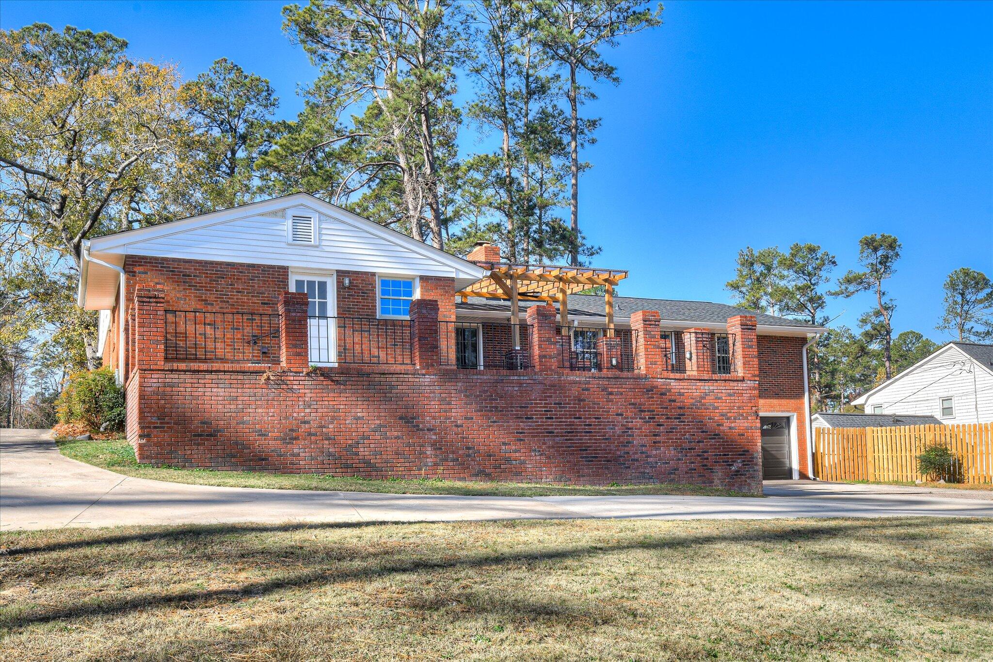 2225 Morningside Drive