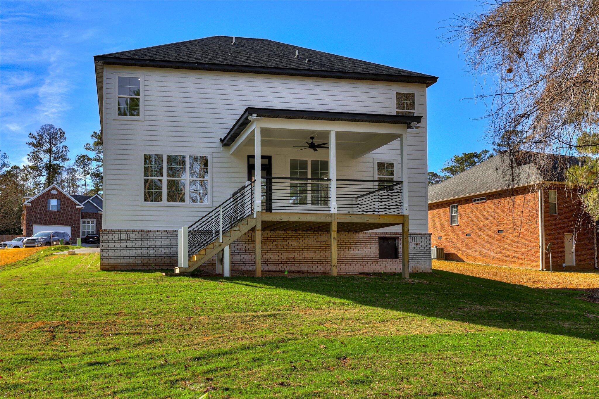 805 Leslie Court