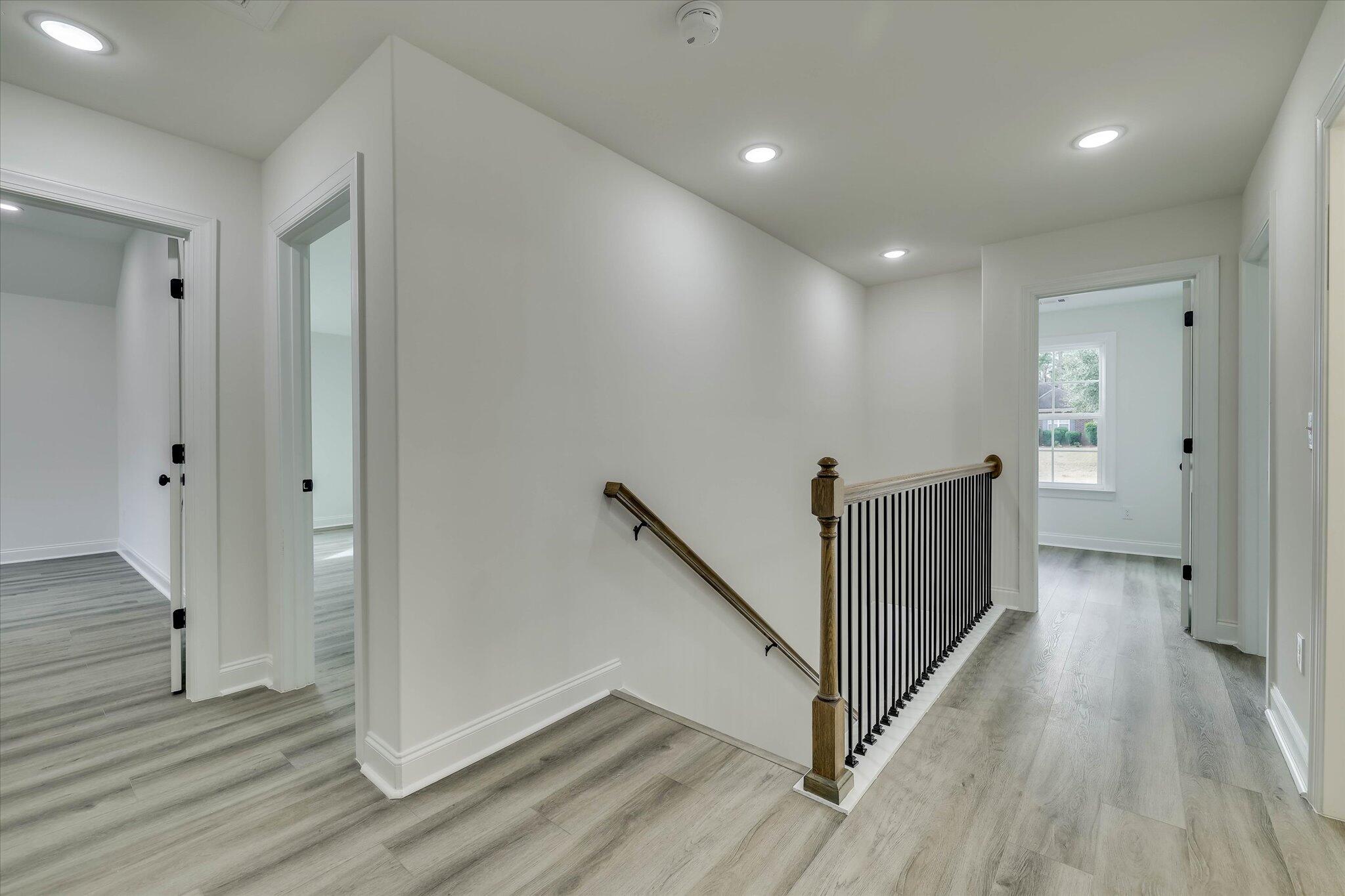 805 Leslie Court