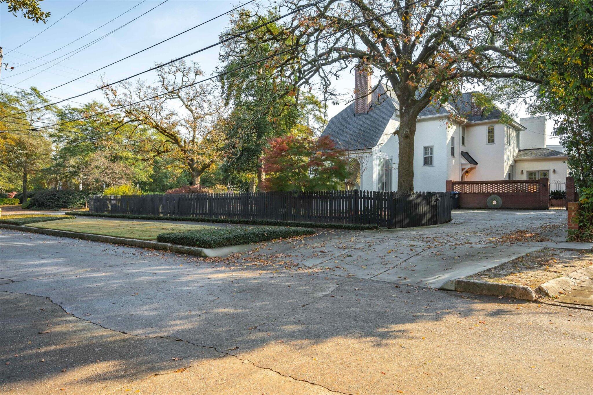 1117 Highland Avenue