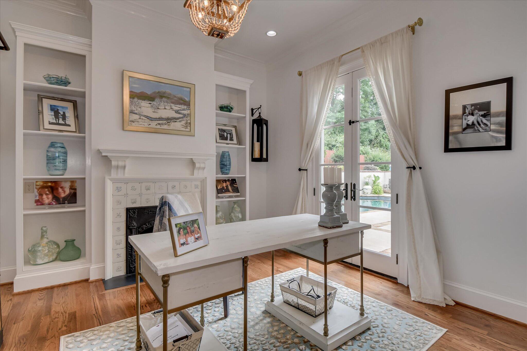 704 Summergate Court