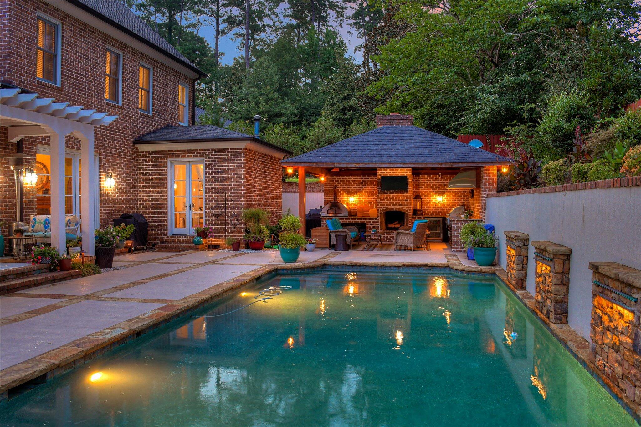 704 Summergate Court