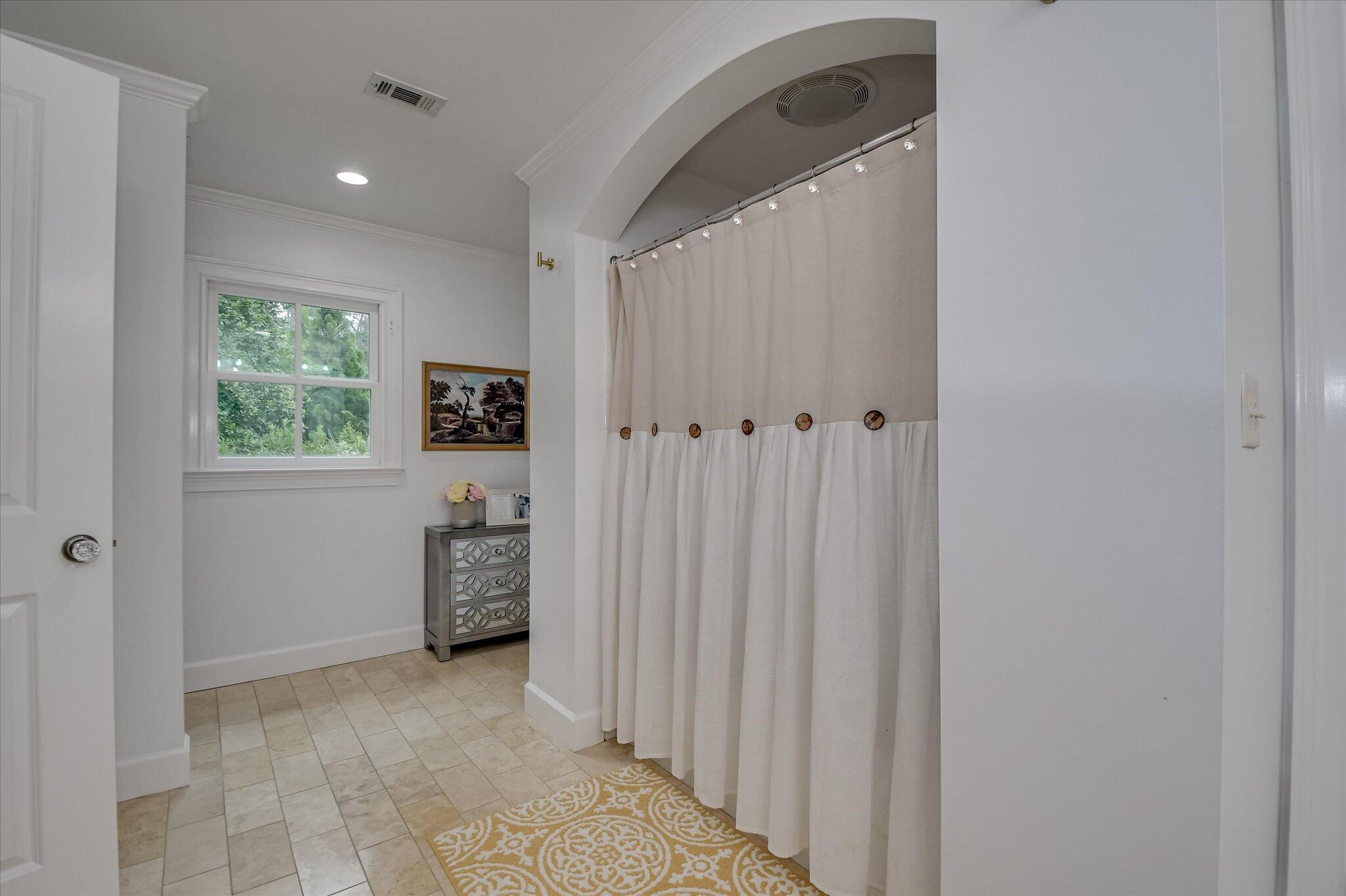 704 Summergate Court