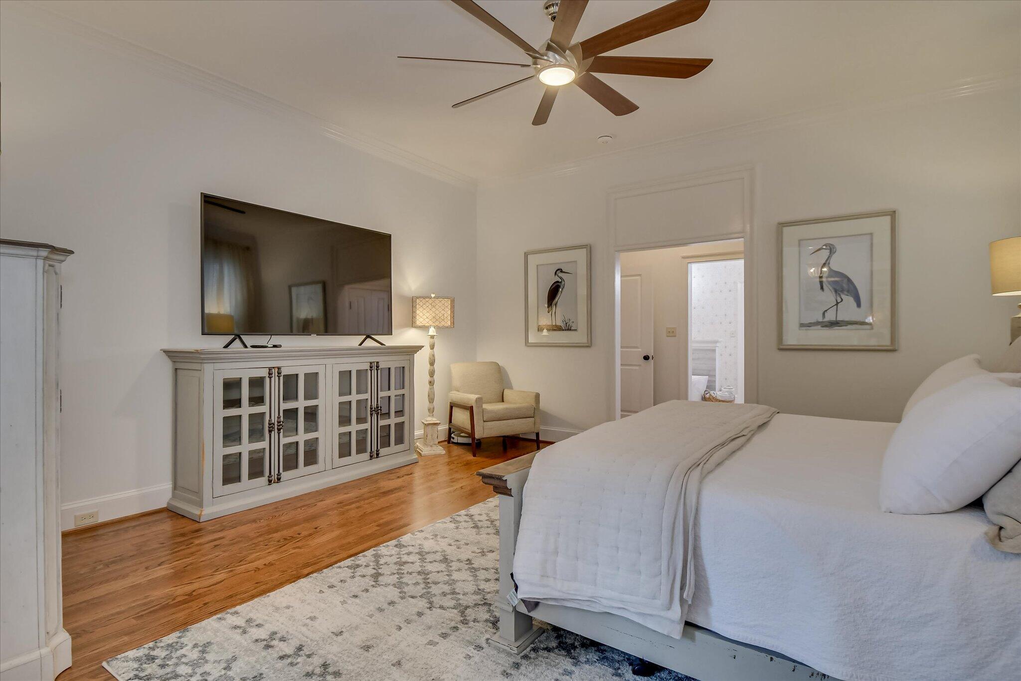 704 Summergate Court