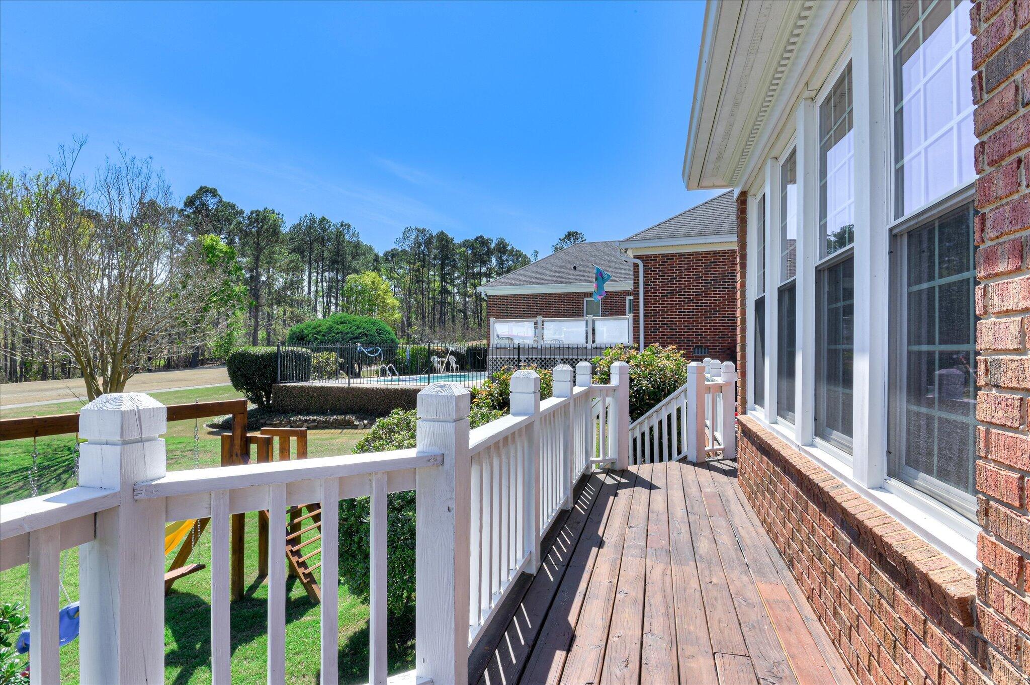 836 Park Chase Drive