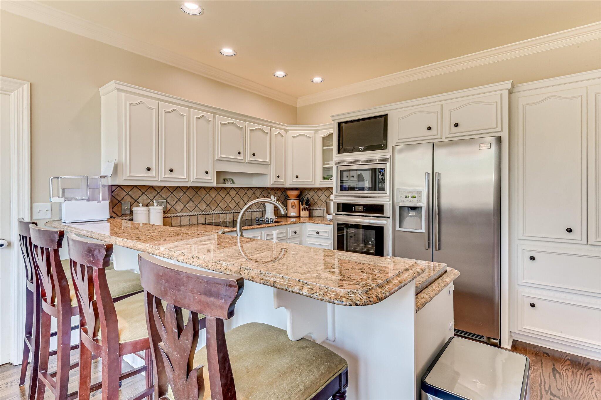 836 Park Chase Drive