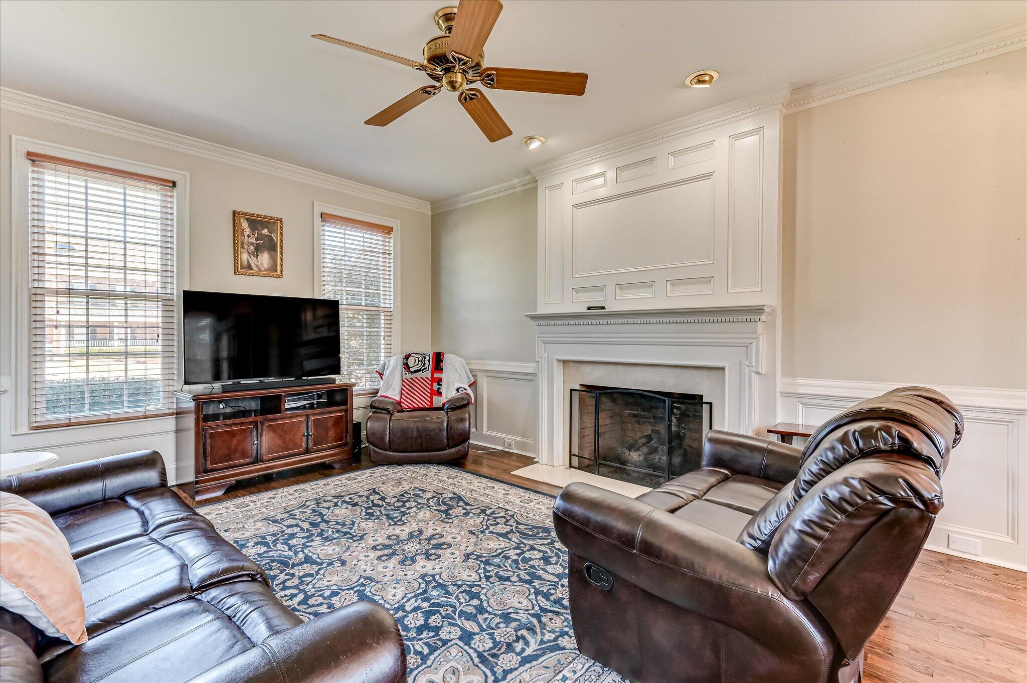 836 Park Chase Drive