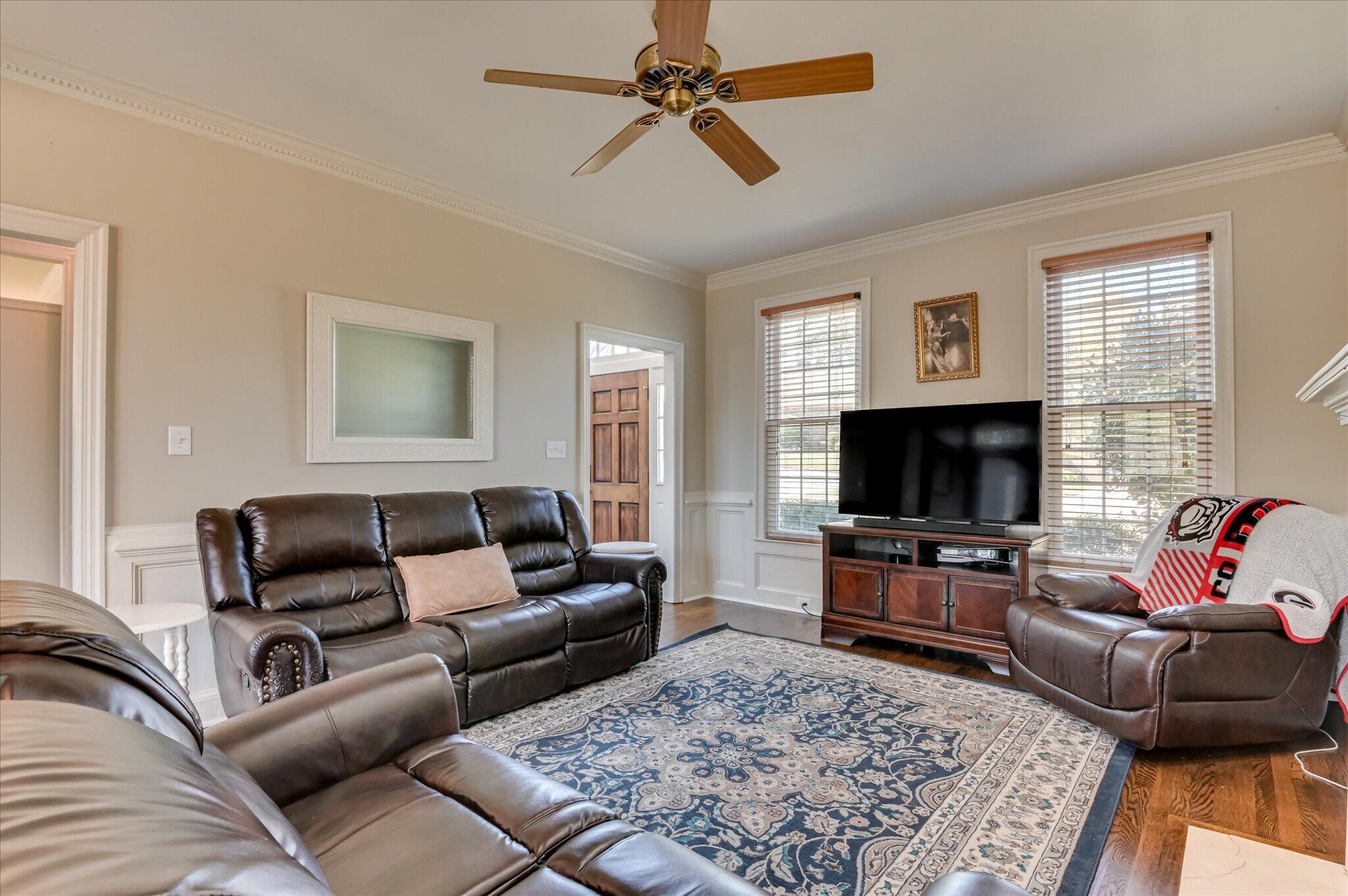 836 Park Chase Drive