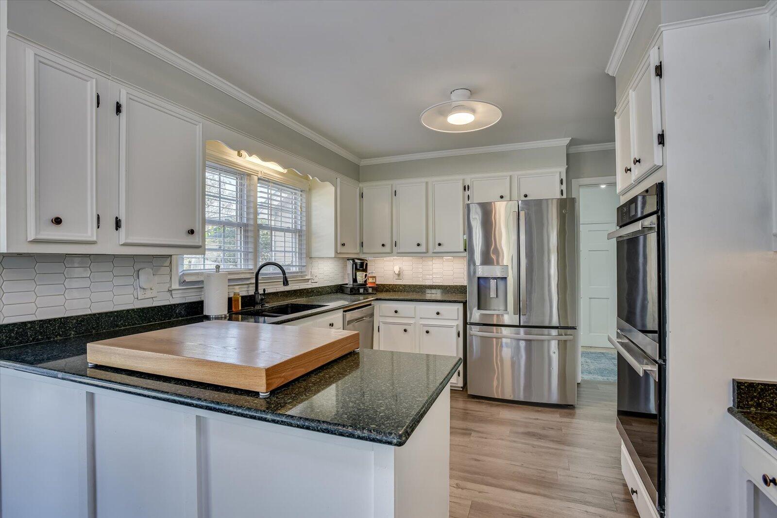 3406 Kerry Place