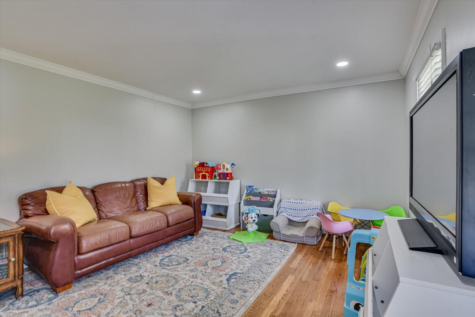 3406 Kerry Place