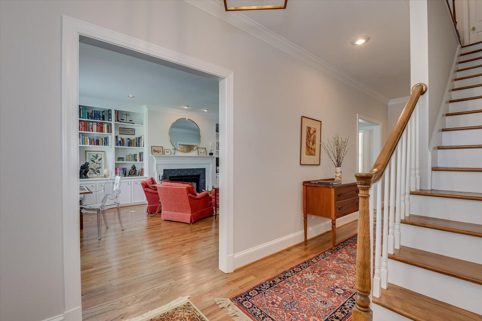 825 Barrett Lane Lane