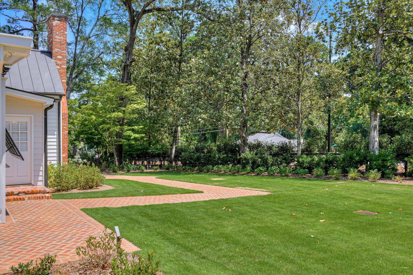 2 Indian Creek Road