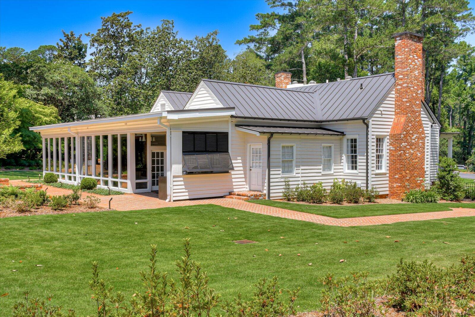 2 Indian Creek Road