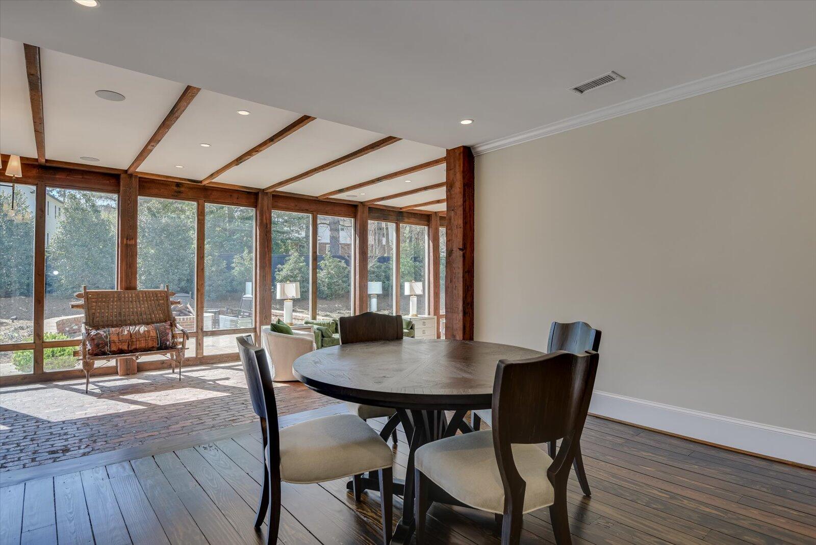 2 Indian Creek Road