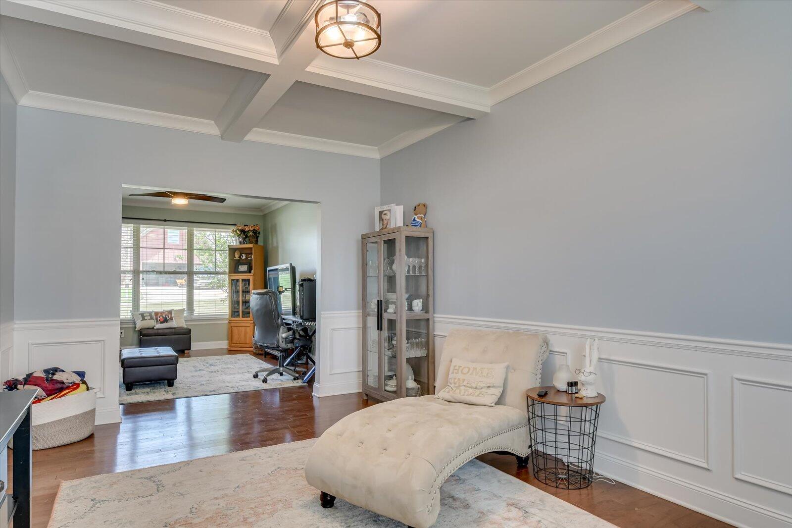 1421 Dooley Lane