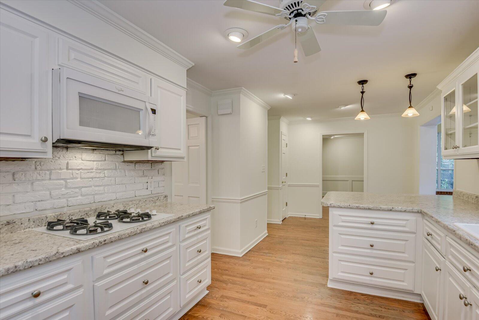 2709 Kipling Drive