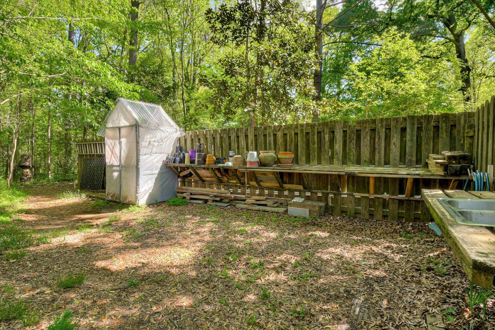 2709 Kipling Drive