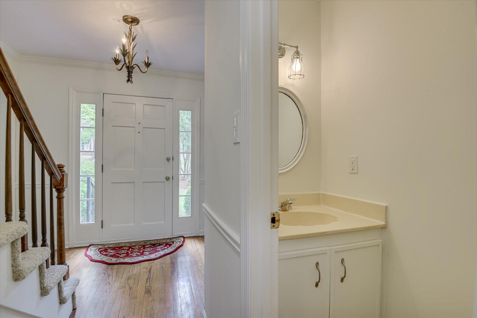 2709 Kipling Drive