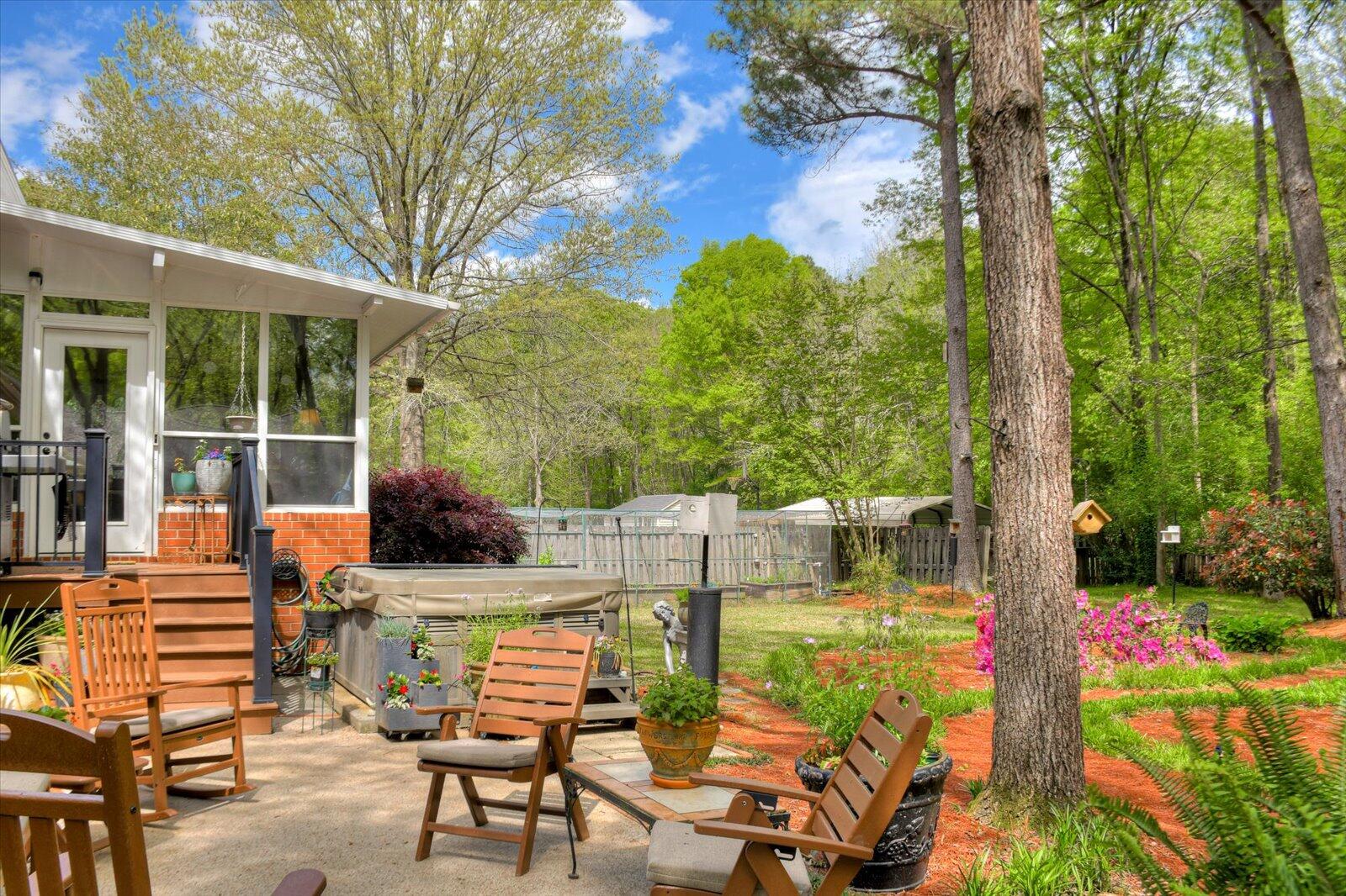 2709 Kipling Drive