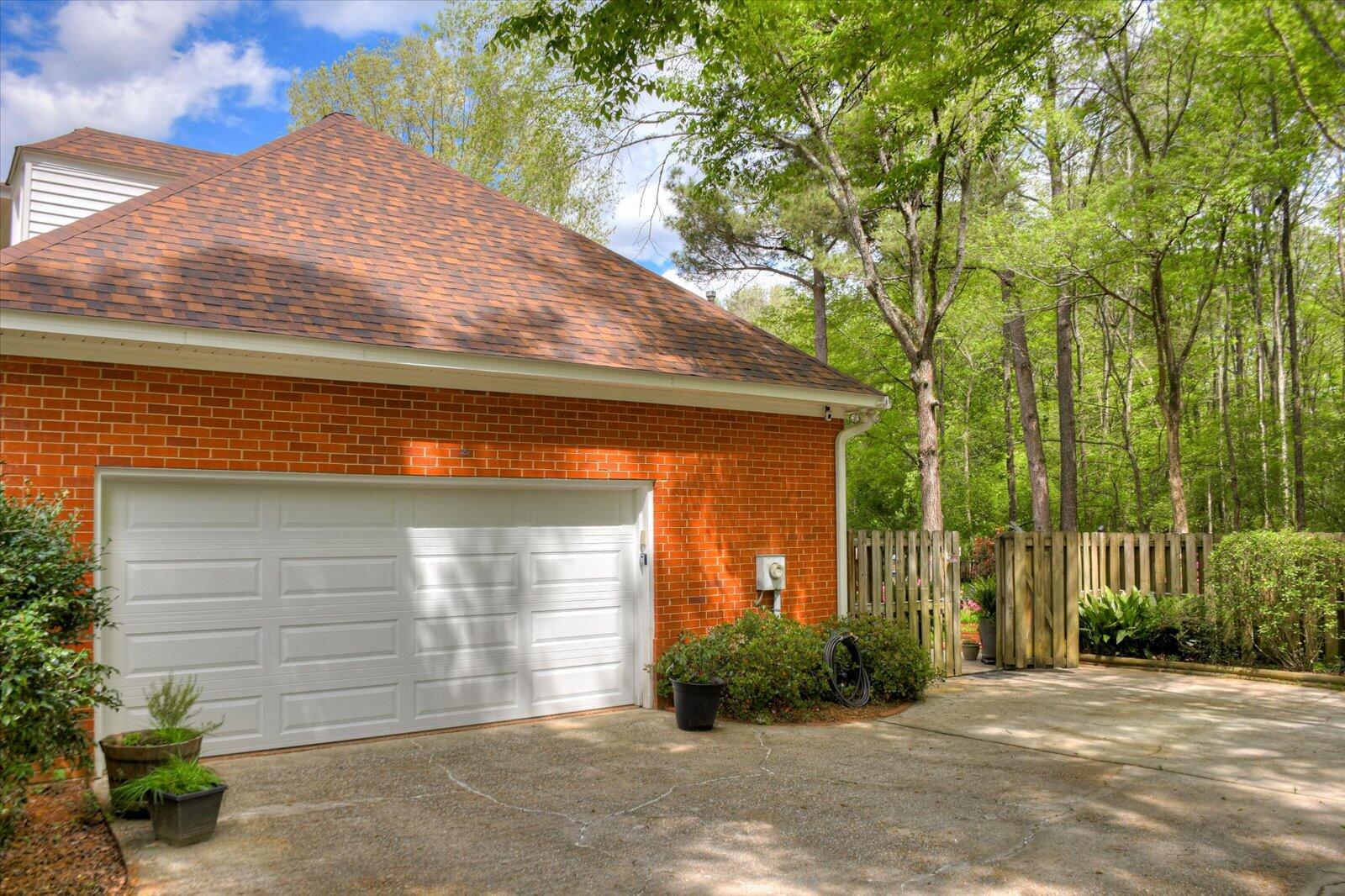 2709 Kipling Drive
