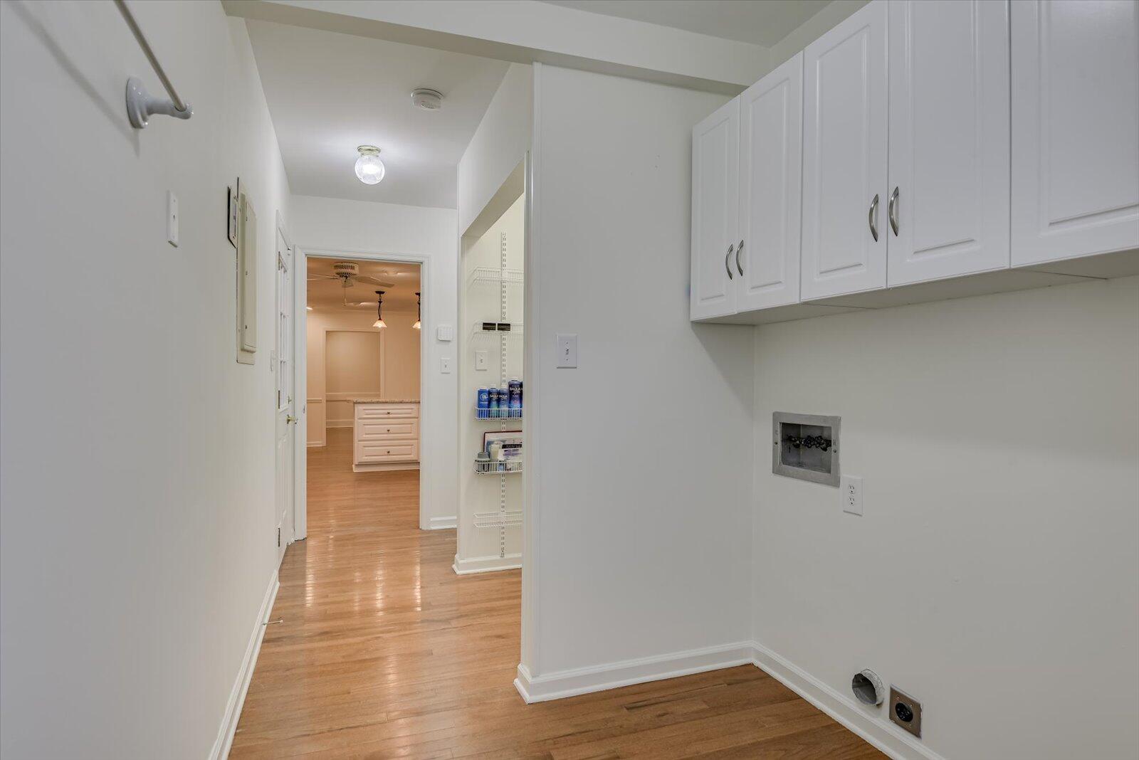 2709 Kipling Drive